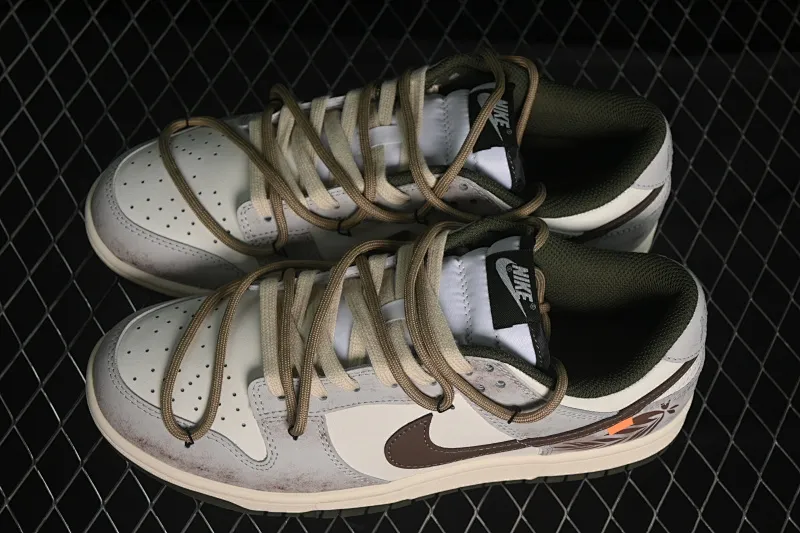 All categories Nk SB Dunk Series Nk SB Dunk Low High-end customized low-top sneakers Nike SB Dunk Low straps Anniversary high-end customized low-top casual sneakers HF5441-102